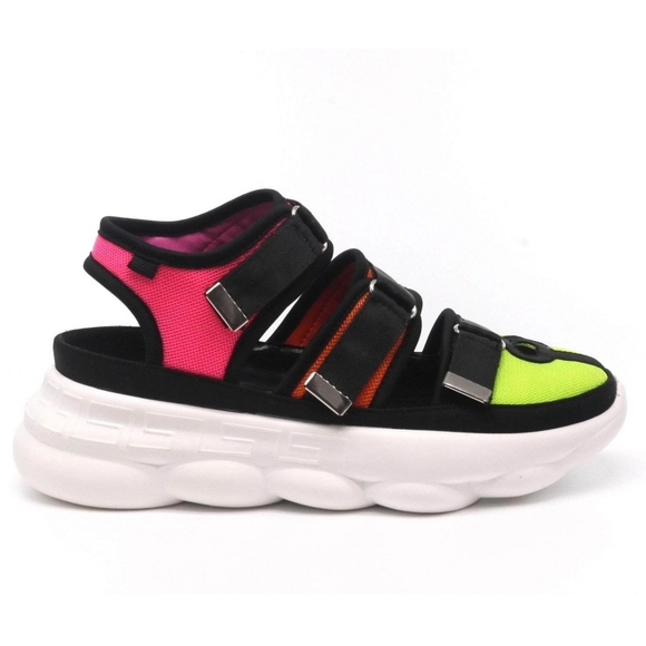 Last Size 7🖤Multi Triple Closure Platform Sneaker - Picture 3 of 6